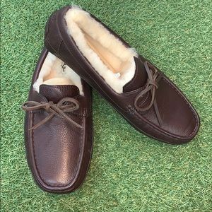 Men’s ugg slipper